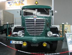 B&uuml;ssing 8000S Kipper 1952