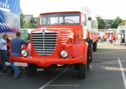 B&uuml;ssing 8000S Sattelzugmaschine 1954