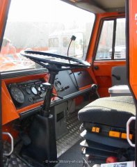 B&uuml;ssing LT11 Staubsauger Koffer 1965