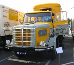 B&uuml;ssing Commodore SS Export Sattelzugmaschine 1968