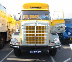 B&uuml;ssing Commodore SS Export Sattelzugmaschine 1968