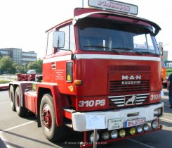 B&uuml;ssing BS26 S Sattelzugmaschine 1970