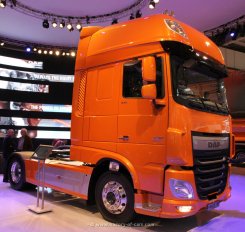 DAF XF 510 Sattelzugmaschine Super Space Cab 2014