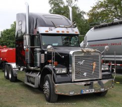 Freightliner Classic 6x4 Sattelzugmaschine 2000