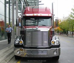 Freightliner Coronado 6x4 Sattelzugmaschine 2004