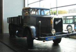 Henschel 6J1 Pritsche 1939