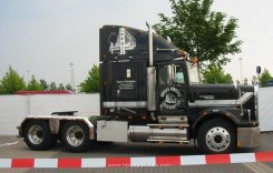 International Trucks Navistar 9300 Sattelzugmaschine 1989