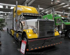 International Trucks Navistar 9300 Eagle Sattelzugmaschine 1999