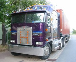 Kenworth K100E Sattelzugmaschine 1984-?