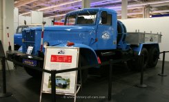 Kraz 258 Zugmaschine 1968