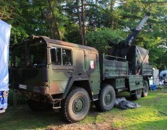 MAN 10t mil gl KAT 1 8x8 Pritsche Ladekran Typ 454 1976-1985