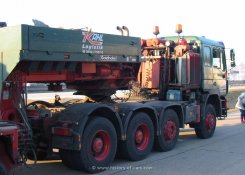 MAN F90 41.502 8x6/4 Schwerlast-Sattelzugmaschine Kahl 1990-1994