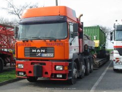 MAN F2000Evo 41.603 8x4/4 Schwerlast-Sattelzugmaschine Universal Paderborn 1998- ca. 1999