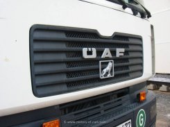 &Ouml;AF F2000 Evo FE460A 8x4/4 Schwerlast-Sattelzugmaschine Manfred Vossmann 2000-2002