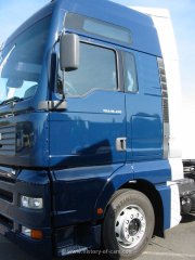 MAN TGA 18.410 XXL 4x2 Sattelzugmaschine 2003