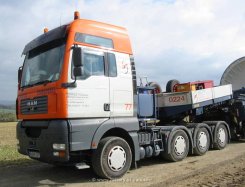 MAN TGA 26.530 (jetzt: 41.530) XXL 8x4/4 Schwerlast-SZM Universal Paderborn 2003