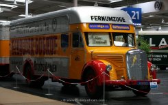 Mercedes-Benz L315 (O6600) M&ouml;belkoffer 1955