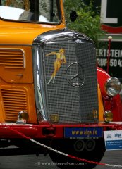 Mercedes-Benz L315 (O6600) M&ouml;belkoffer 1955