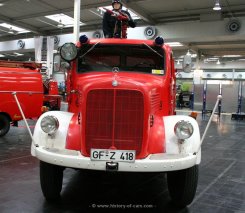 Mercedes-Benz LAF311 TLF16T Feuerwehr 1957