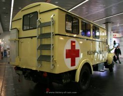 Mercedes-Benz L312 DRK K&uuml;chenwagen 1958