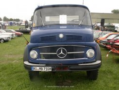 Mercedes-Benz LAK710 Kipper 1965