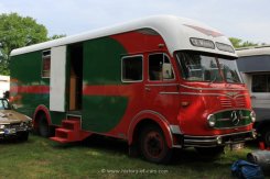 Mercedes-Benz LP710 M&ouml;belkoffer 1965