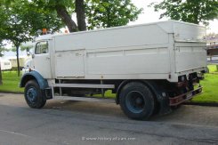 Mercedes-Benz LA1513 Pritsche mit hoher Ladebordwand Schausteller 1967-~1982