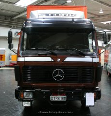Mercedes-Benz 1217 (NG80) Koffer 1981