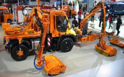 Mercedes-Benz Unimog 405 U400 Strassenreinigung 2004