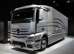 Mercedes-Benz Actros MP4 18xx ClassicSpace Koffer Aerodynamic Concept 2012