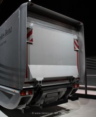 Mercedes-Benz Actros MP4 18xx ClassicSpace Koffer Aerodynamic Concept 2012