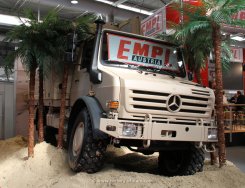 Mercedes-Benz Unimog 437.4 U4000 Koffer Kommandoshelter ADASI Abu Dhabi 2012