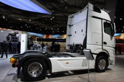 Mercedes-Benz Actros MP4 1863 GigaSpace Sattelzugmaschine Solostar Concept 2014