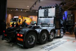 Volvo FH16 660 8x4/4 Schwerlast-Sattelzugmaschine 2008