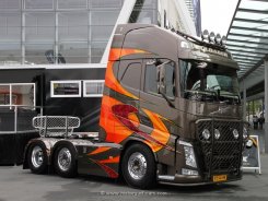 Volvo FH 6x2/4 Sattelzugmaschine Guldager 2014